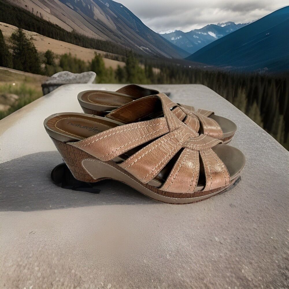 Naturalizer Women's 8 Natural Soul Beige Lynette Tan Leather Wedge Sandals Shoes